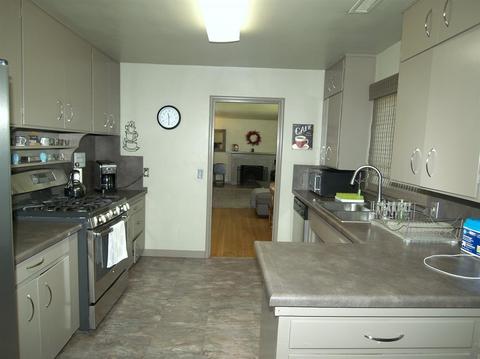 710 Hilton St, Modesto, CA 95350 photo 16