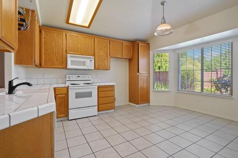 206 Idlewild Dr, Lodi, CA 95240 photo 8