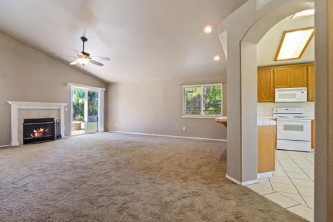 206 Idlewild Dr, Lodi, CA 95240 photo 4