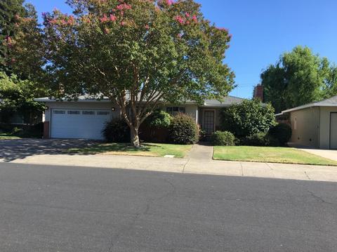 740 Palm Ave, Lodi, CA 95240 photo 2