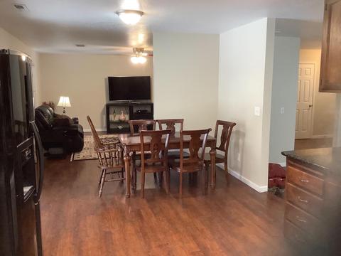 612 Avanel Dr, Modesto, CA 95356 photo 4