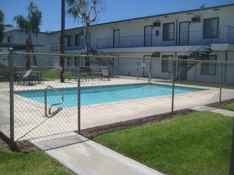 1161 E Yosemite Ave, Manteca, CA 95336 photo 1