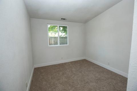 4911 Kenneth, Carmichael, CA 95608 photo 14