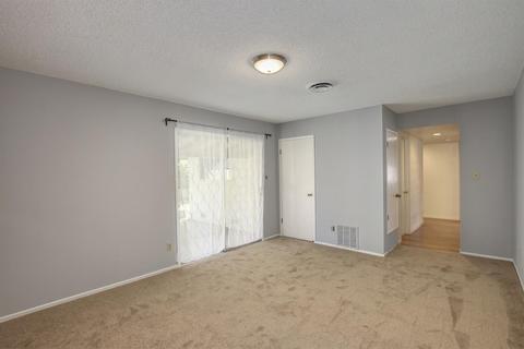 5825 Sharps Cir, Carmichael, CA 95608 photo 17