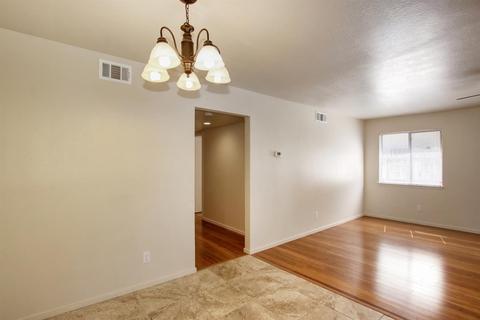 5825 Sharps Cir, Carmichael, CA 95608 photo 12