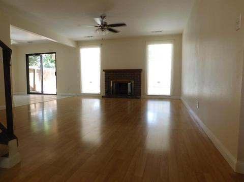 2540 Black Walnut Dr, Modesto, CA 95355 photo 2