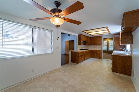 3909 Drakeshire Dr, Modesto, CA 95356 photo 11