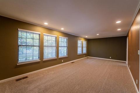 3909 Drakeshire Dr, Modesto, CA 95356 photo 6