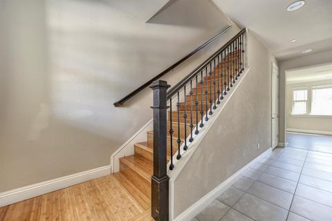 672 Addison Ln, Folsom, CA 95630 photo 3
