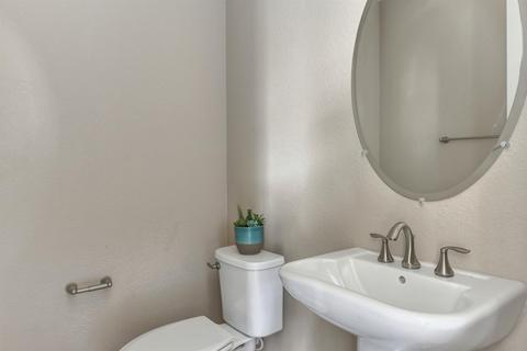 672 Addison Ln, Folsom, CA 95630 photo 5