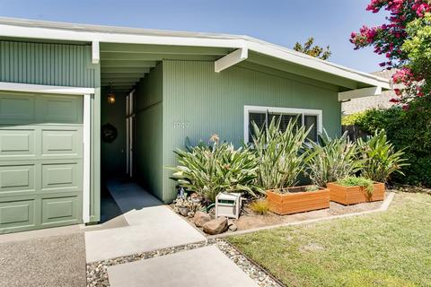 4949 Clear Cir, Carmichael, CA 95608 photo 2