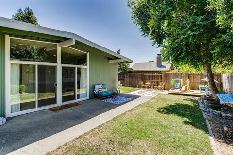 4949 Clear Cir, Carmichael, CA 95608 photo 25