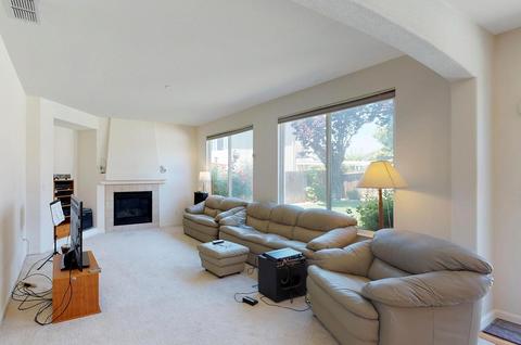 2361 Robert Gabriel Dr, Tracy, CA 95377 photo 6