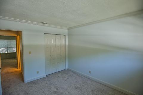 5207 Gibbons Dr, Carmichael, CA 95608 photo 16