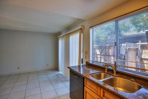 5207 Gibbons Dr, Carmichael, CA 95608 photo 8