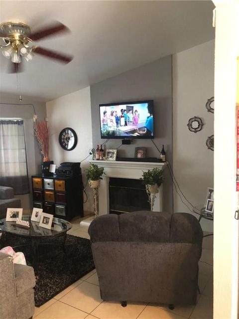 319 Amy Ct, Merced, CA 95341 photo 2