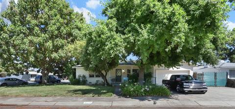 818 James St, Lodi, CA 95242 photo 1