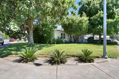 818 James St, Lodi, CA 95242 photo 3