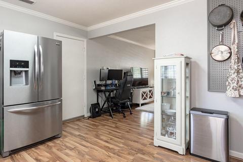 1617 Tulane Dr, Modesto, CA 95355 photo 9