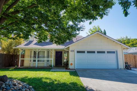 547 Traina, Patterson, CA 95363 photo 1