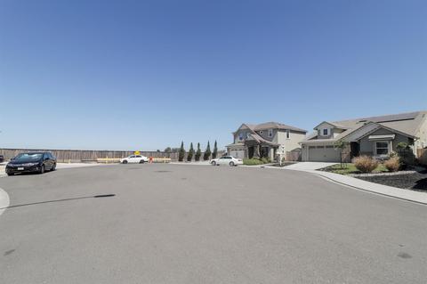 2787 Reserve St, Manteca, CA 95337 photo 4