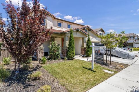 1229 Darrow Dr, Lathrop, CA 95330 photo 2