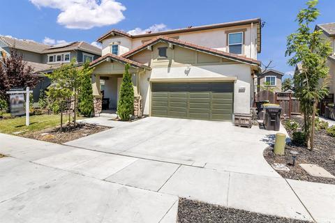 1229 Darrow Dr, Lathrop, CA 95330 photo 3