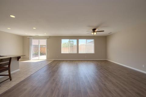 270 Lavender Ln, Patterson, CA 95363 photo 6