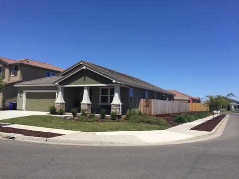 514 Mesquite Dr, Patterson, CA 95363 photo 2