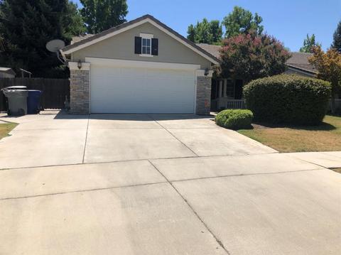 1984 Pinehurst Dr, Merced, CA 95340 photo 1