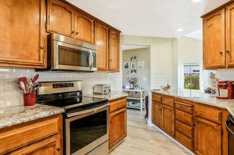 2432 Floyd Ave, Modesto, CA 95355 photo 12