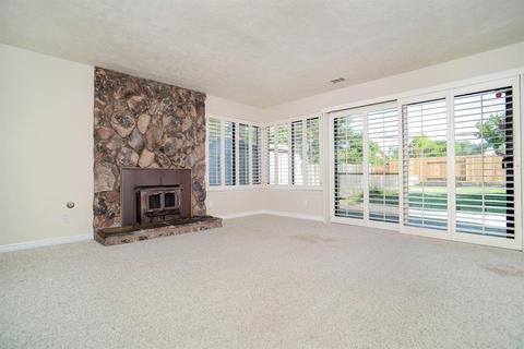 7013 Trabert Ct, Carmichael, CA 95608 photo 9