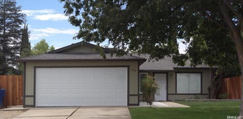 652 Walnut Ave, Patterson, CA 95363 photo 1