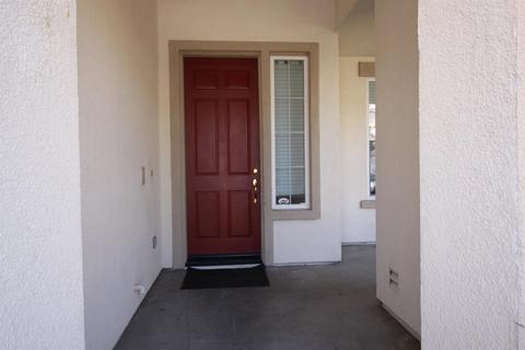 2816 Essie Way, Modesto, CA 95355 photo 3