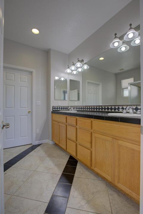 1679 Richland Ave, Ceres, CA 95307 photo 7