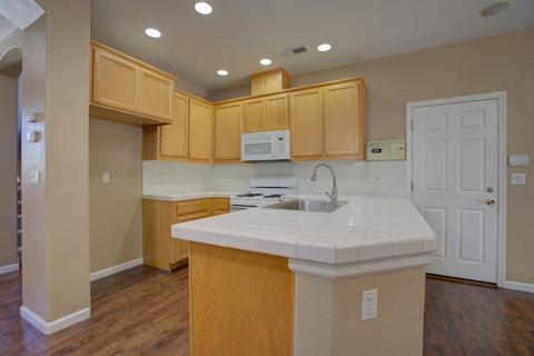 1679 Richland Ave, Ceres, CA 95307 photo 4