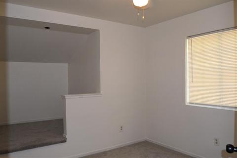 2104 Liselle Ln, Modesto, CA 95358 photo 14
