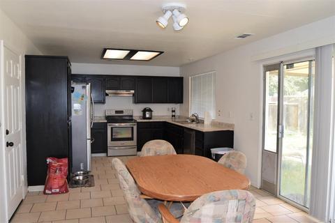 2104 Liselle Ln, Modesto, CA 95358 photo 6