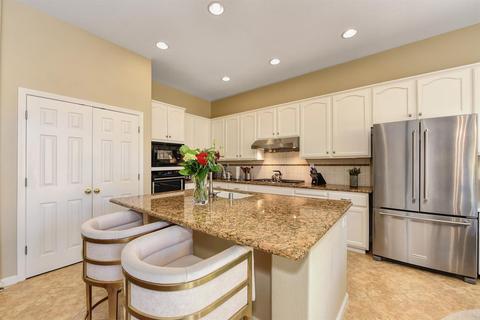 5217 Wyndham Oak Ln, Carmichael, CA 95608 photo 13