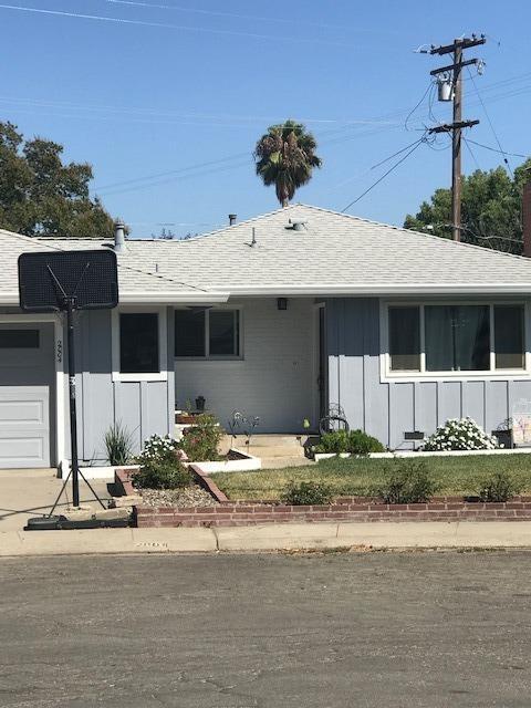 2004 Vicki Ct, Modesto, CA 95350 photo 2