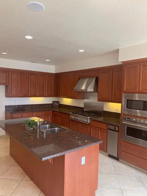 16571 Pilgrim Ct, Lathrop, CA 95330 photo 2