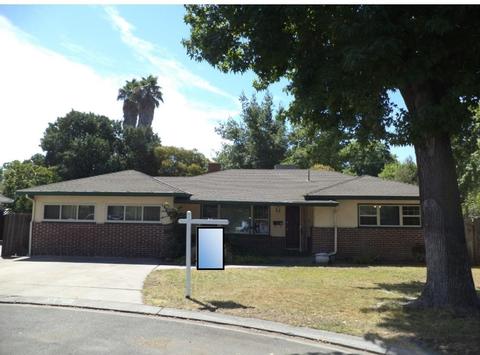 1406 Cherrywood Dr, Modesto, CA 95350 photo 1