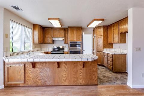 1537 Parkview St, Manteca, CA 95337 photo 14