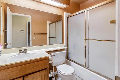 1537 Parkview St, Manteca, CA 95337 photo 9