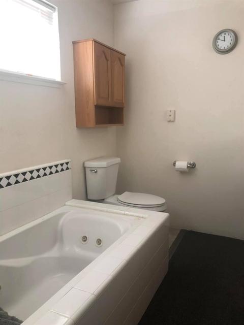 818 E Lake Ave, Manteca, CA 95337 photo 11