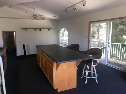 818 E Lake Ave, Manteca, CA 95337 photo 3