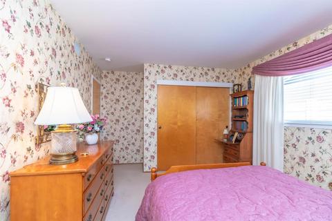 4300 Paradise Dr, Carmichael, CA 95608 photo 25
