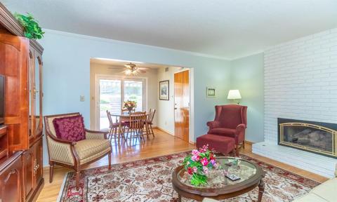 4300 Paradise Dr, Carmichael, CA 95608 photo 17