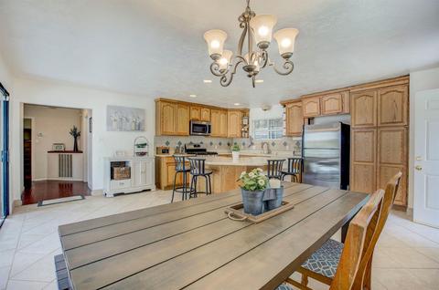 5123 Almond Way, Carmichael, CA 95608 photo 5