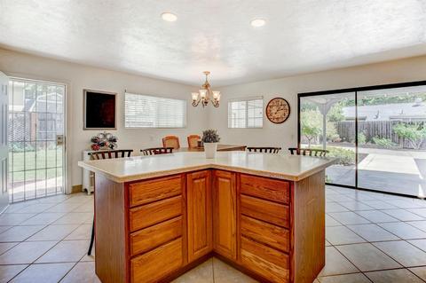 5123 Almond Way, Carmichael, CA 95608 photo 9